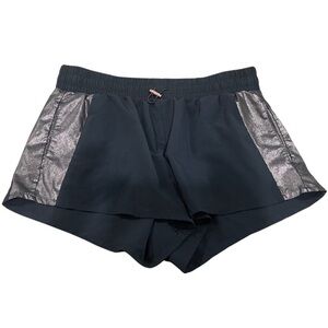 Victoria Sport black and metallic athletic short
